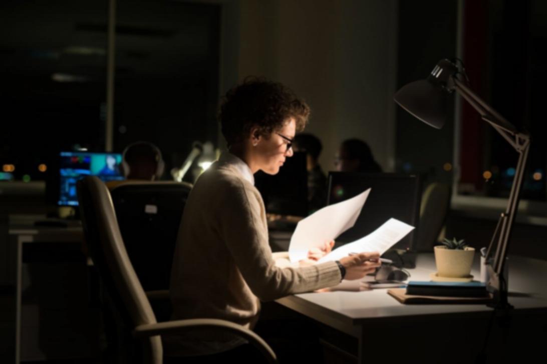 Interface de simulation financière pour scénarios budgétaires